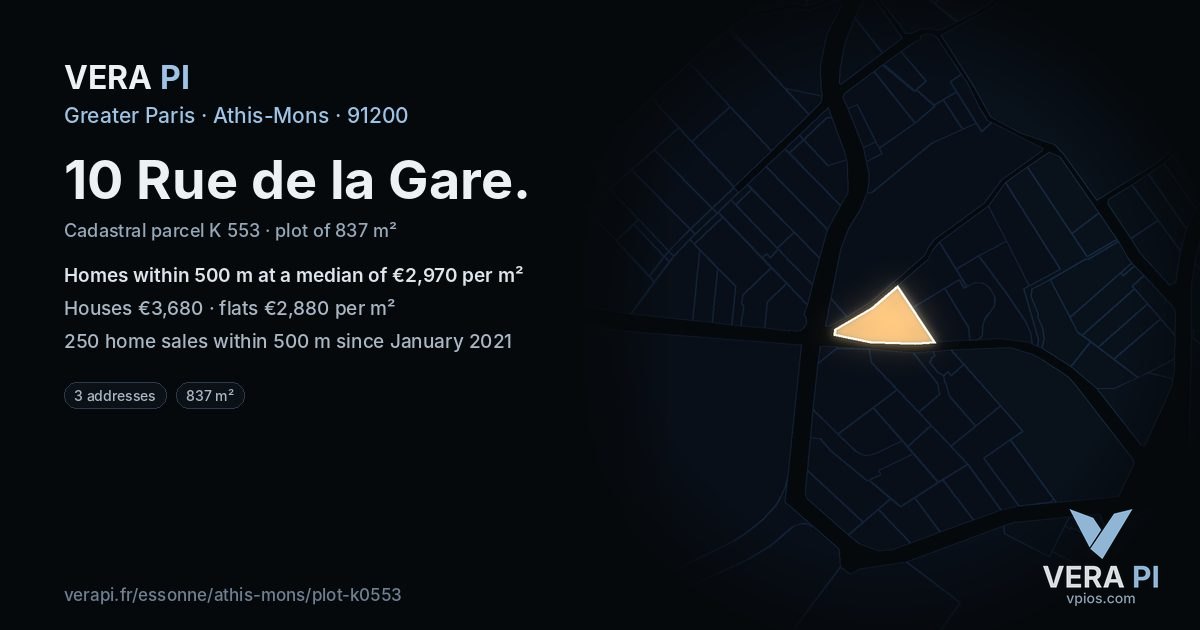10 Rue de la Gare, Athis-Mons at night – the plot lit, the parcels around coloured by the prices near them
