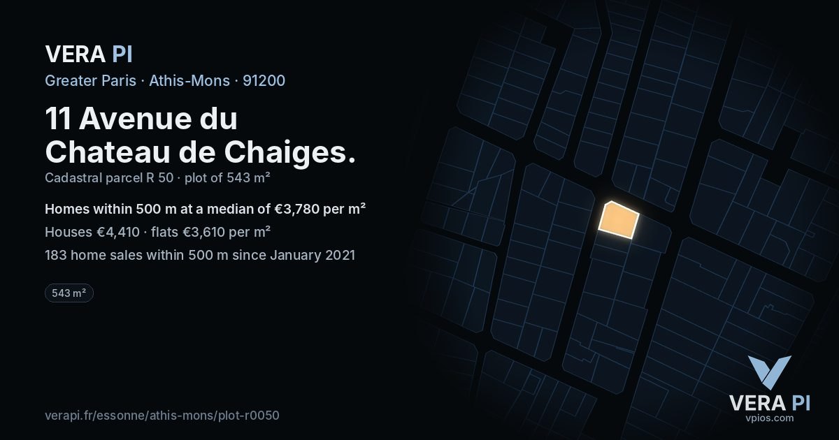 11 Avenue du Chateau de Chaiges, Athis-Mons at night – the plot lit, the parcels around coloured by the prices near them