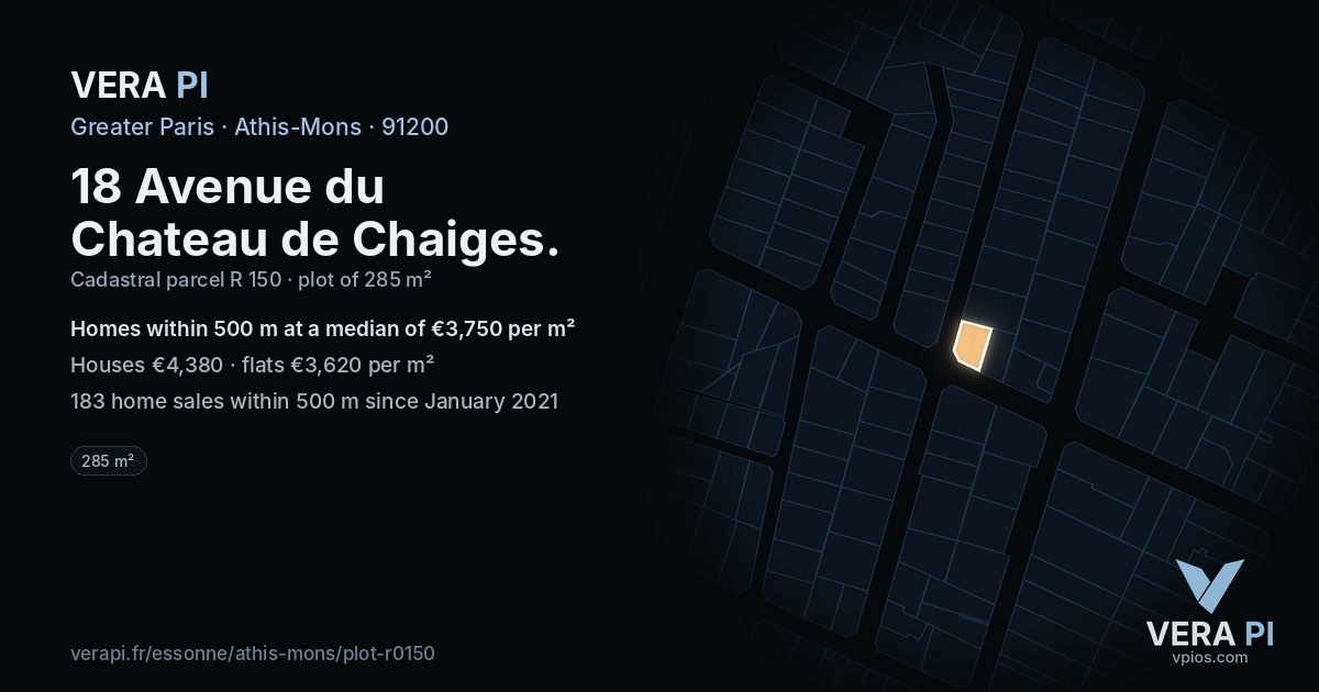 18 Avenue du Chateau de Chaiges, Athis-Mons at night – the plot lit, the parcels around coloured by the prices near them