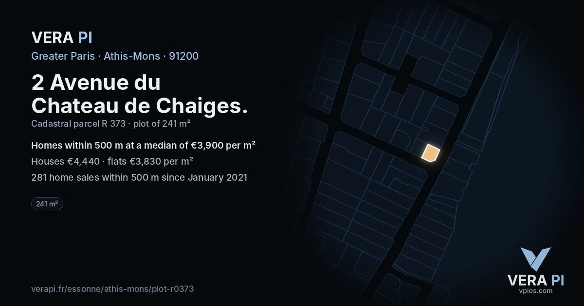 2 Avenue du Chateau de Chaiges, Athis-Mons at night – the plot lit, the parcels around coloured by the prices near them