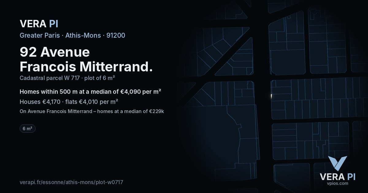 92 Avenue Francois Mitterrand, Athis-Mons at night – the plot lit, the parcels around coloured by the prices near them