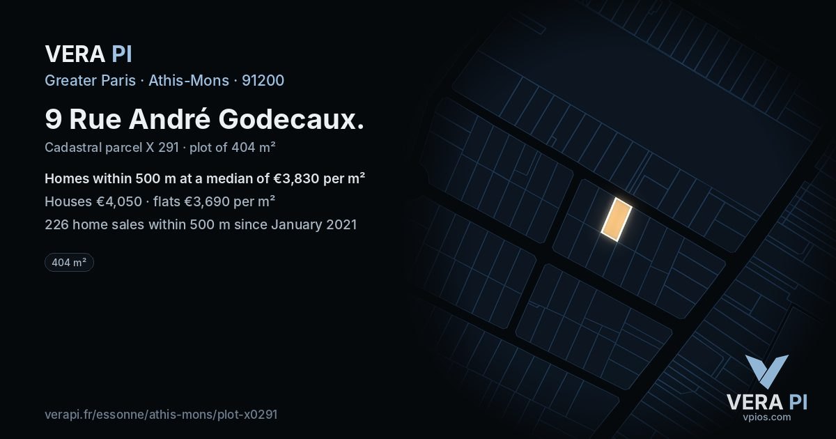 9 Rue André Godecaux, Athis-Mons at night – the plot lit, the parcels around coloured by the prices near them