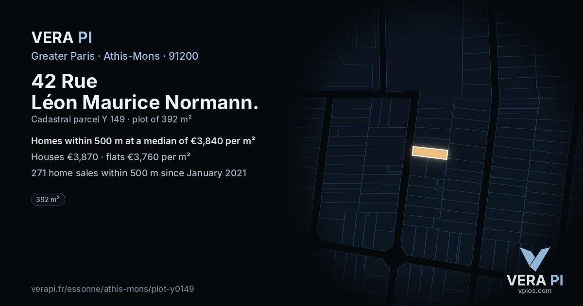 42 Rue Léon Maurice Normann, Athis-Mons at night – the plot lit, the parcels around coloured by the prices near them