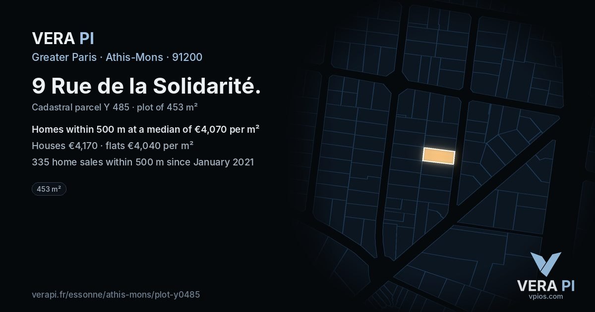 9 Rue de la Solidarité, Athis-Mons at night – the plot lit, the parcels around coloured by the prices near them