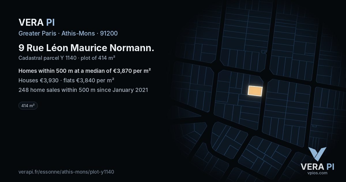 9 Rue Léon Maurice Normann, Athis-Mons at night – the plot lit, the parcels around coloured by the prices near them