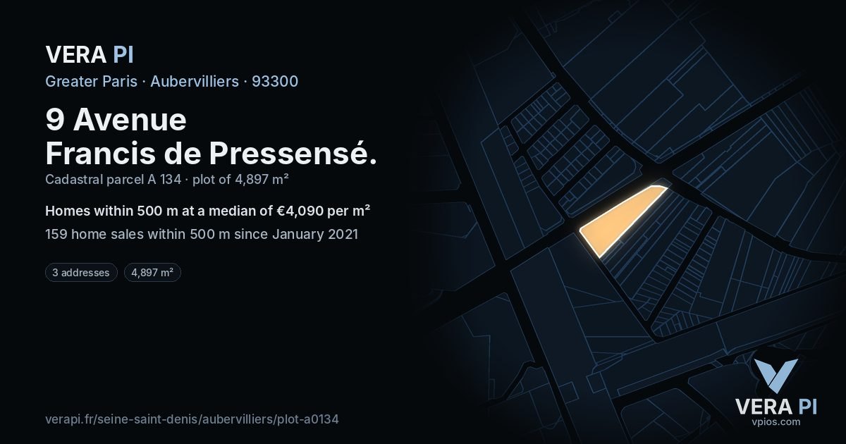 9 Avenue Francis de Pressensé, Aubervilliers at night – the plot lit, the parcels around coloured by the prices near them