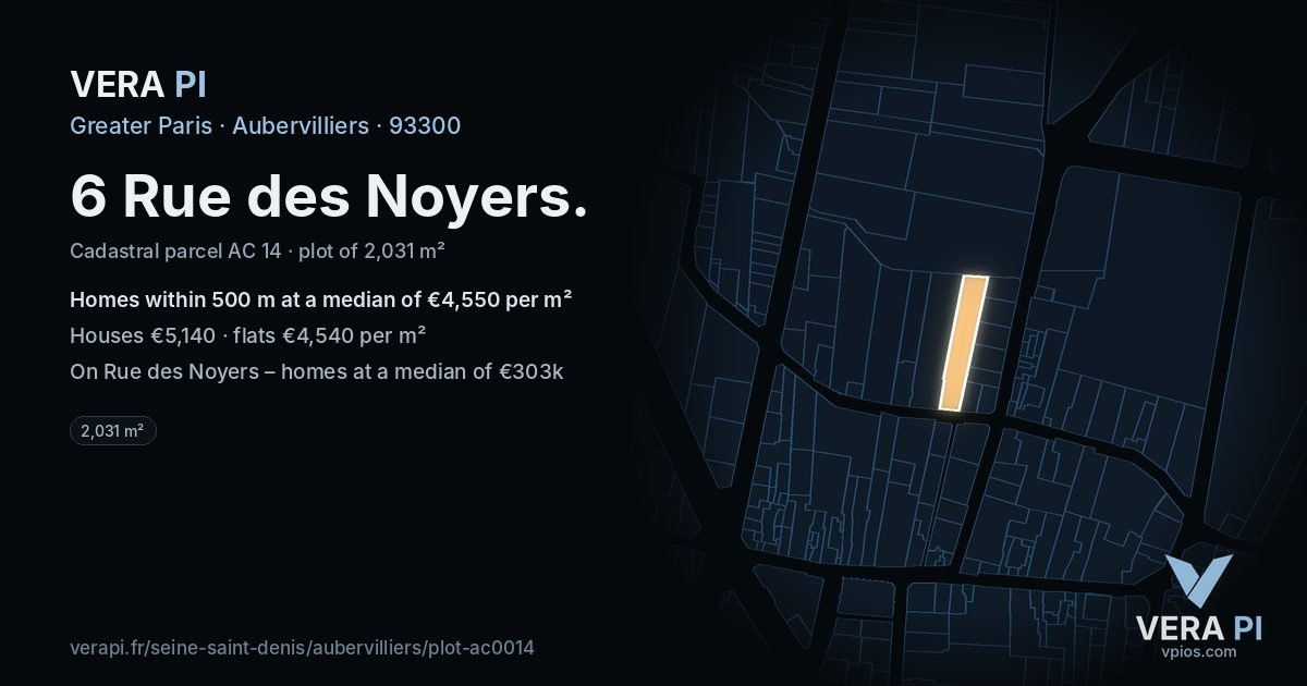6 Rue des Noyers, Aubervilliers at night – the plot lit, the parcels around coloured by the prices near them
