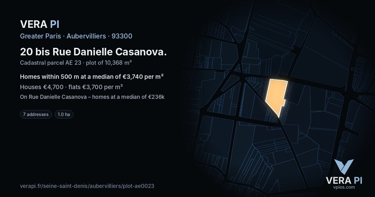20 bis Rue Danielle Casanova, Aubervilliers at night – the plot lit, the parcels around coloured by the prices near them