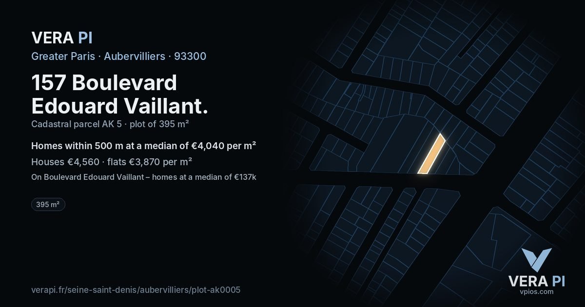 157 Boulevard Edouard Vaillant, Aubervilliers at night – the plot lit, the parcels around coloured by the prices near them