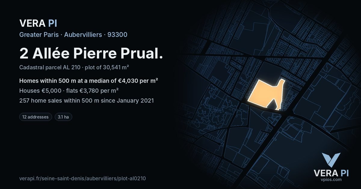 2 Allée Pierre Prual, Aubervilliers at night – the plot lit, the parcels around coloured by the prices near them