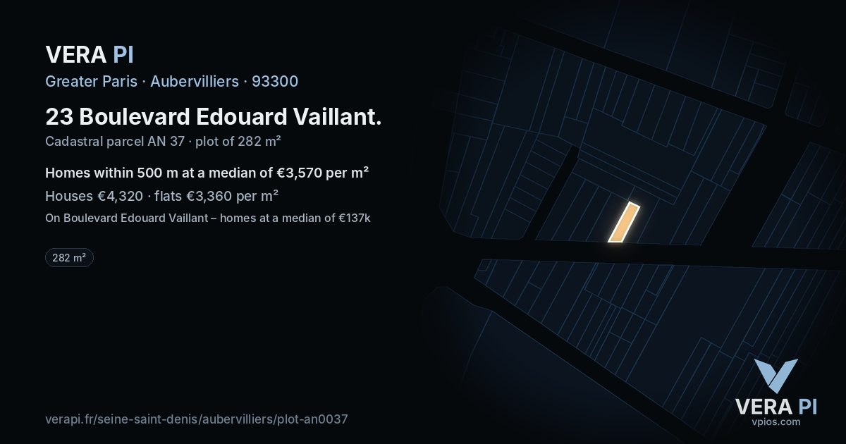 23 Boulevard Edouard Vaillant, Aubervilliers at night – the plot lit, the parcels around coloured by the prices near them