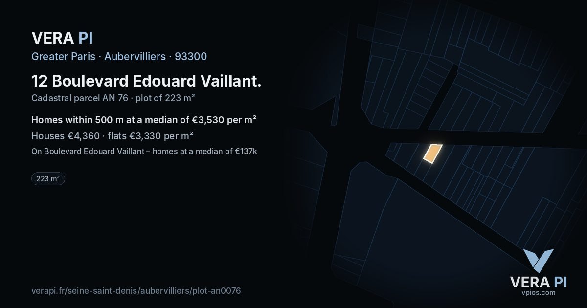 12 Boulevard Edouard Vaillant, Aubervilliers at night – the plot lit, the parcels around coloured by the prices near them