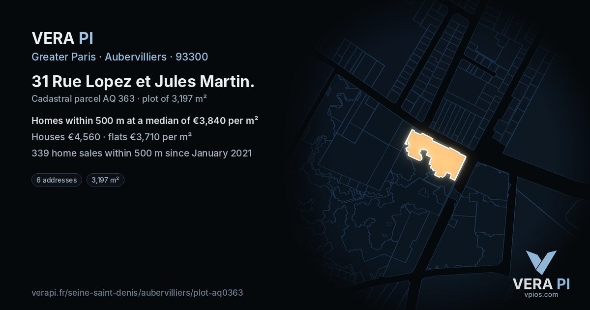 31 Rue Lopez et Jules Martin, Aubervilliers at night – the plot lit, the parcels around coloured by the prices near them