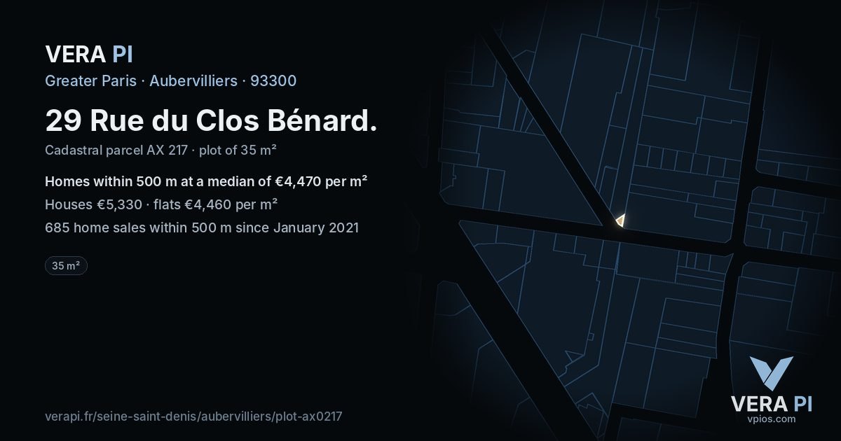 29 Rue du Clos Bénard, Aubervilliers at night – the plot lit, the parcels around coloured by the prices near them