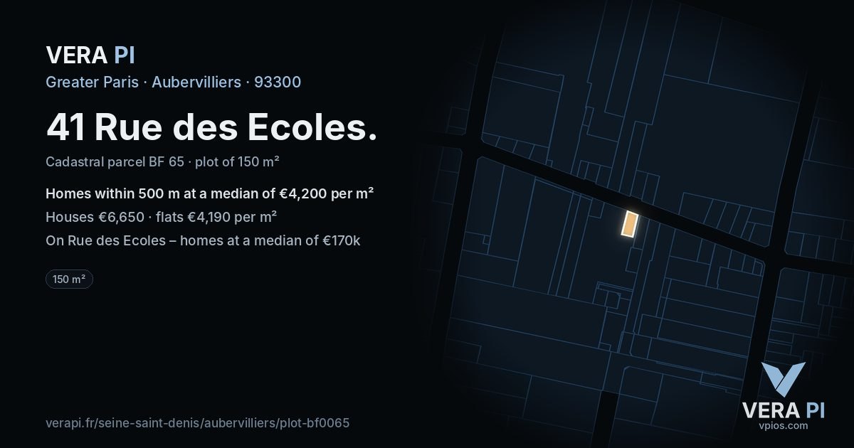 41 Rue des Ecoles, Aubervilliers at night – the plot lit, the parcels around coloured by the prices near them