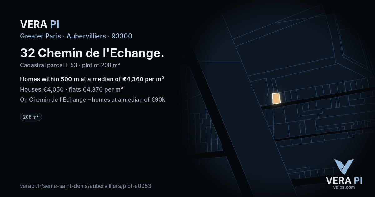 32 Chemin de l'Echange, Aubervilliers at night – the plot lit, the parcels around coloured by the prices near them