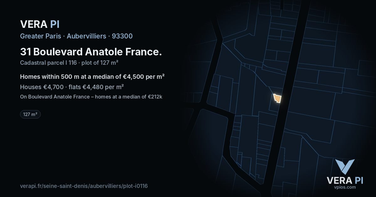31 Boulevard Anatole France, Aubervilliers at night – the plot lit, the parcels around coloured by the prices near them