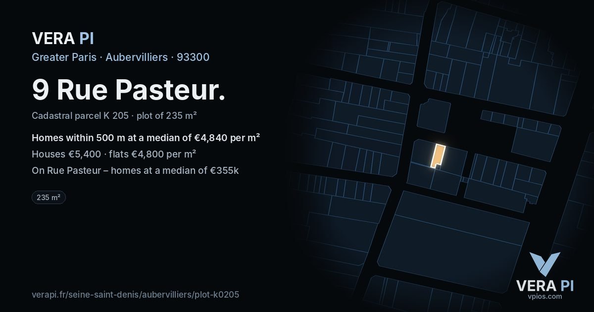 9 Rue Pasteur, Aubervilliers at night – the plot lit, the parcels around coloured by the prices near them