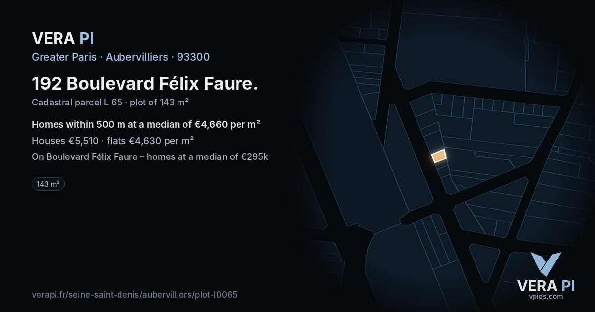 192 Boulevard Félix Faure, Aubervilliers at night – the plot lit, the parcels around coloured by the prices near them