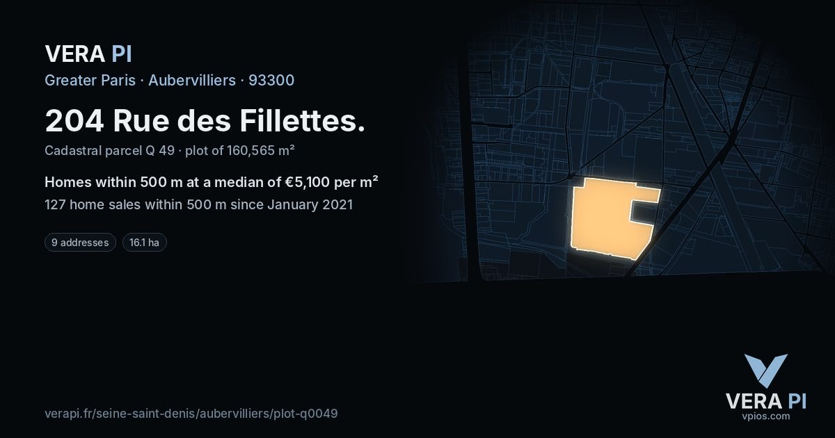 204 Rue des Fillettes, Aubervilliers at night – the plot lit, the parcels around coloured by the prices near them