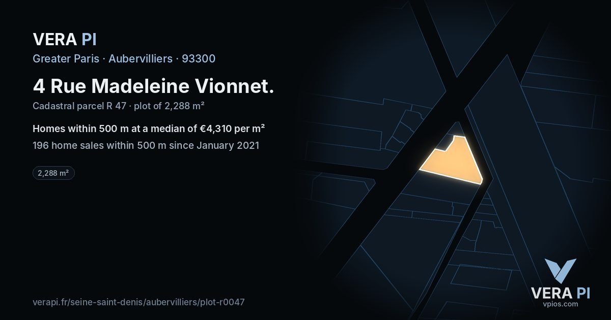 4 Rue Madeleine Vionnet, Aubervilliers at night – the plot lit, the parcels around coloured by the prices near them