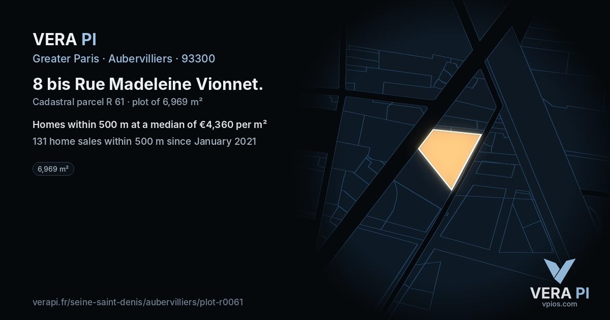 8 bis Rue Madeleine Vionnet, Aubervilliers at night – the plot lit, the parcels around coloured by the prices near them