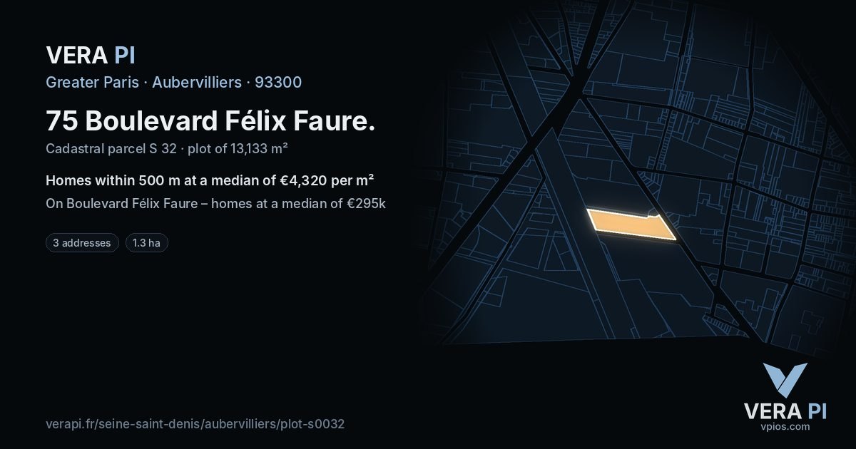 75 Boulevard Félix Faure, Aubervilliers at night – the plot lit, the parcels around coloured by the prices near them