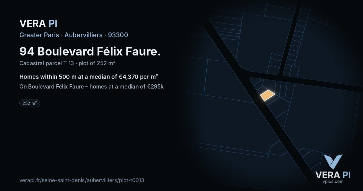 94 Boulevard Félix Faure, Aubervilliers at night – the plot lit, the parcels around coloured by the prices near them