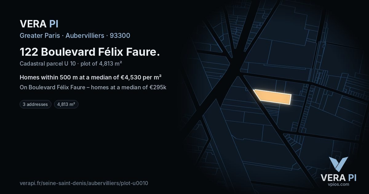 122 Boulevard Félix Faure, Aubervilliers at night – the plot lit, the parcels around coloured by the prices near them