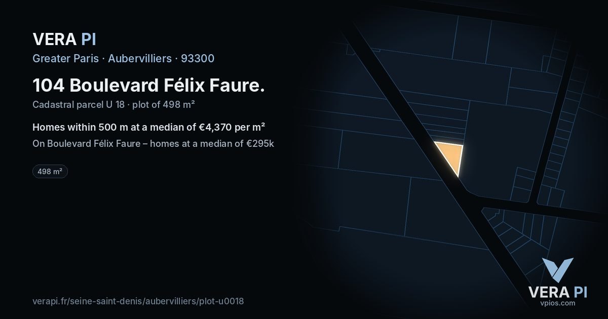 104 Boulevard Félix Faure, Aubervilliers at night – the plot lit, the parcels around coloured by the prices near them