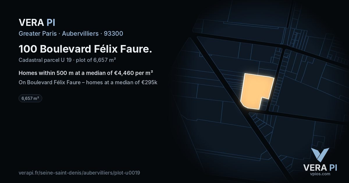 100 Boulevard Félix Faure, Aubervilliers at night – the plot lit, the parcels around coloured by the prices near them