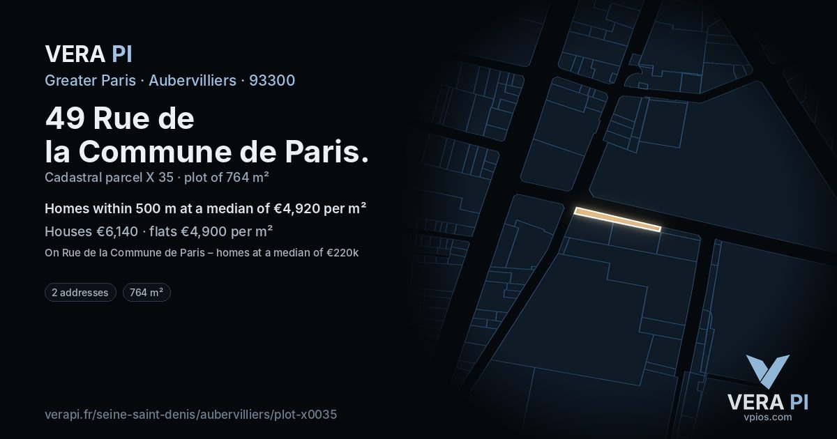49 Rue de la Commune de Paris, Aubervilliers at night – the plot lit, the parcels around coloured by the prices near them