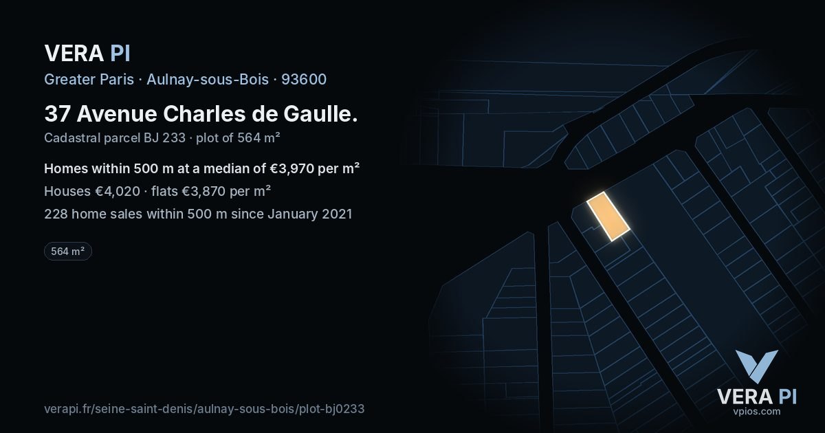 37 Avenue Charles de Gaulle, Aulnay-sous-Bois at night – the plot lit, the parcels around coloured by the prices near them