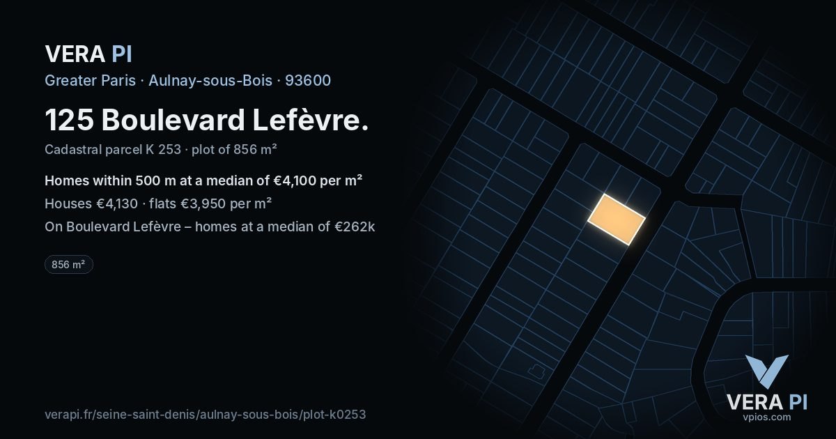 125 Boulevard Lefèvre, Aulnay-sous-Bois at night – the plot lit, the parcels around coloured by the prices near them