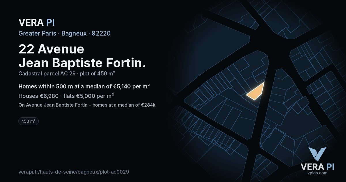 22 Avenue Jean Baptiste Fortin, Bagneux at night – the plot lit, the parcels around coloured by the prices near them