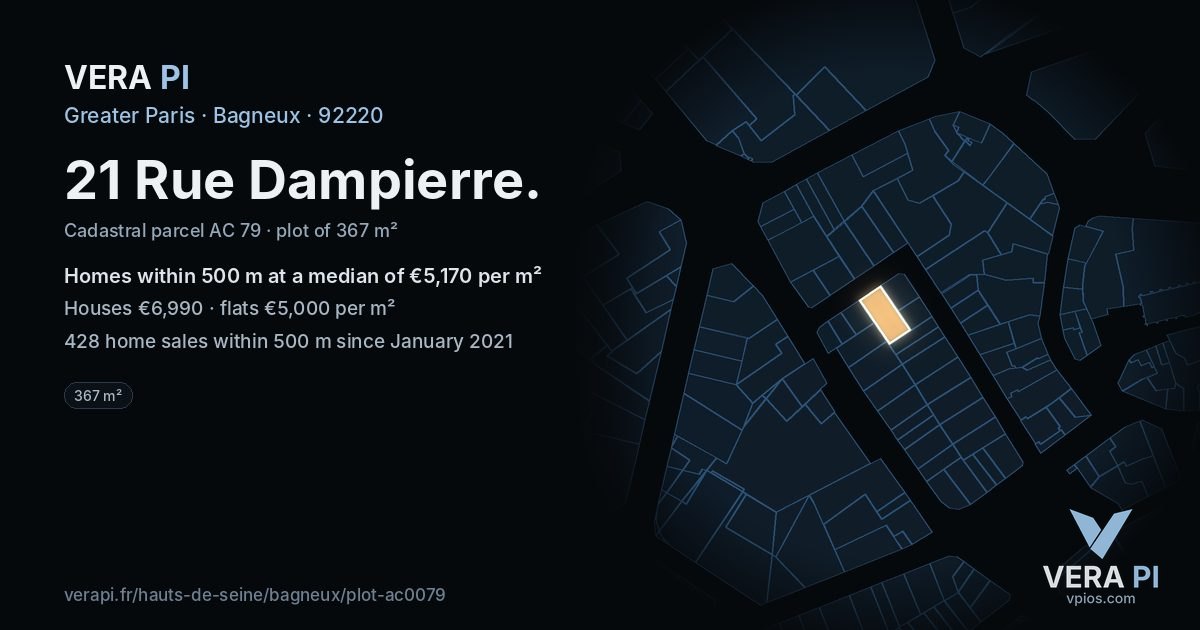 21 Rue Dampierre, Bagneux at night – the plot lit, the parcels around coloured by the prices near them