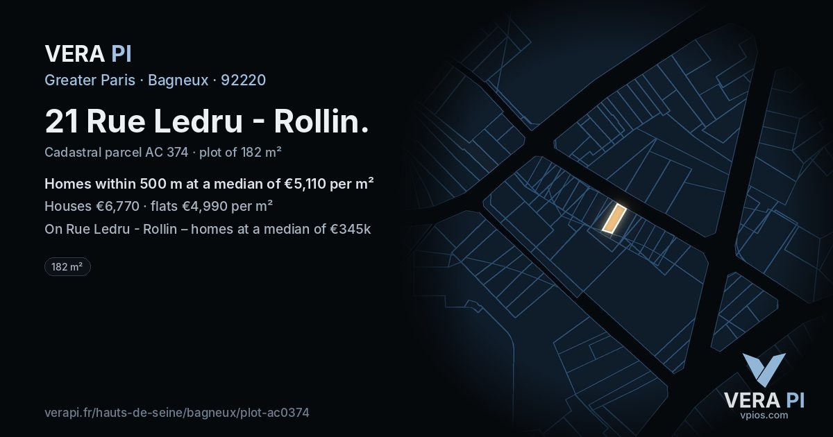 21 Rue Ledru - Rollin, Bagneux at night – the plot lit, the parcels around coloured by the prices near them
