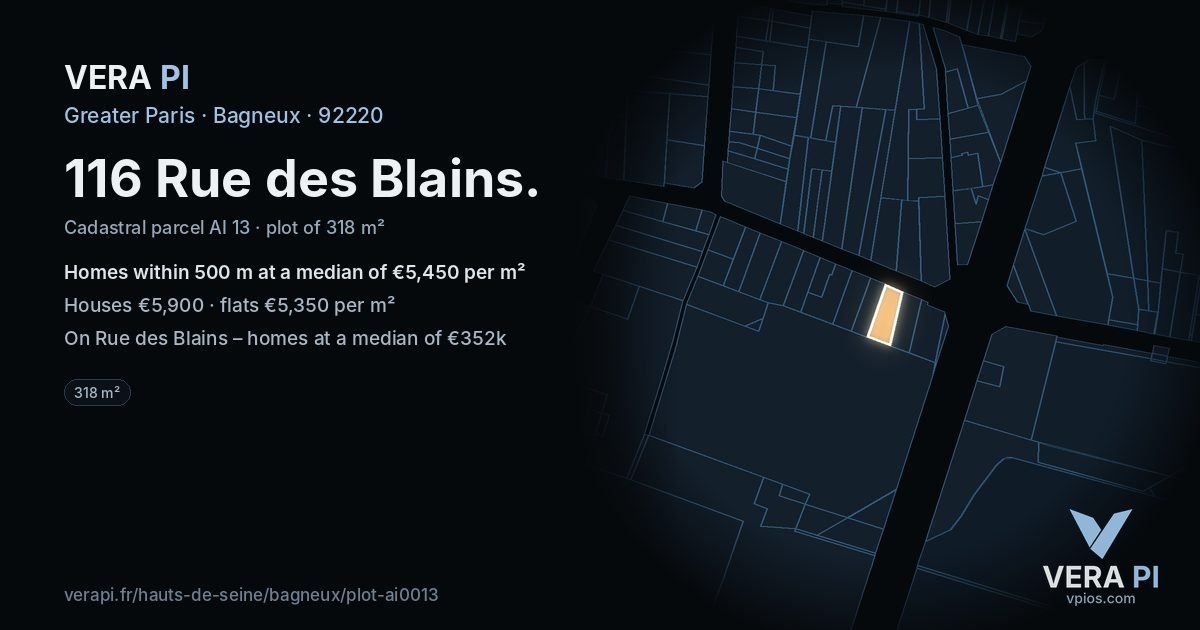 116 Rue des Blains, Bagneux at night – the plot lit, the parcels around coloured by the prices near them