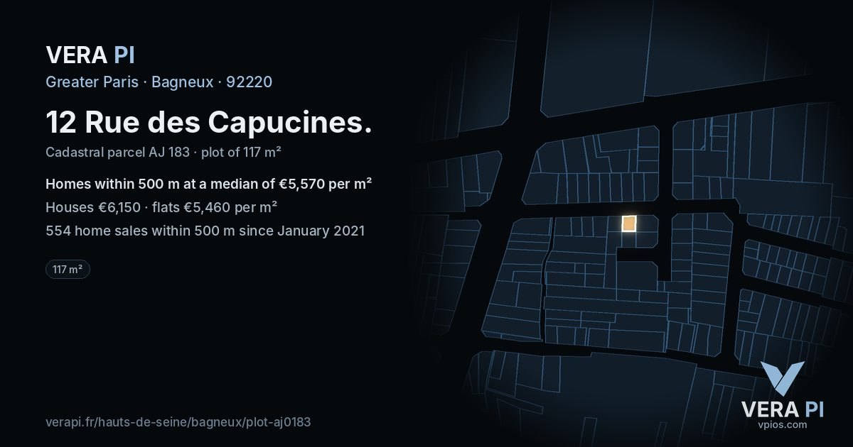 12 Rue des Capucines, Bagneux at night – the plot lit, the parcels around coloured by the prices near them