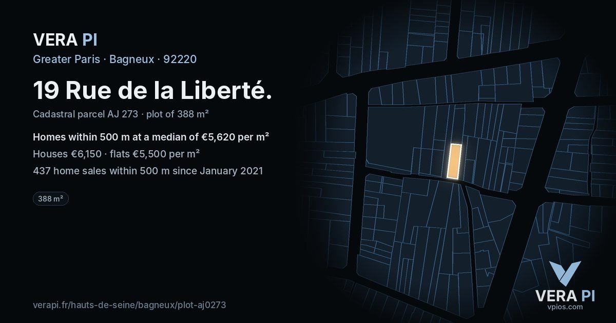 19 Rue de la Liberté, Bagneux at night – the plot lit, the parcels around coloured by the prices near them