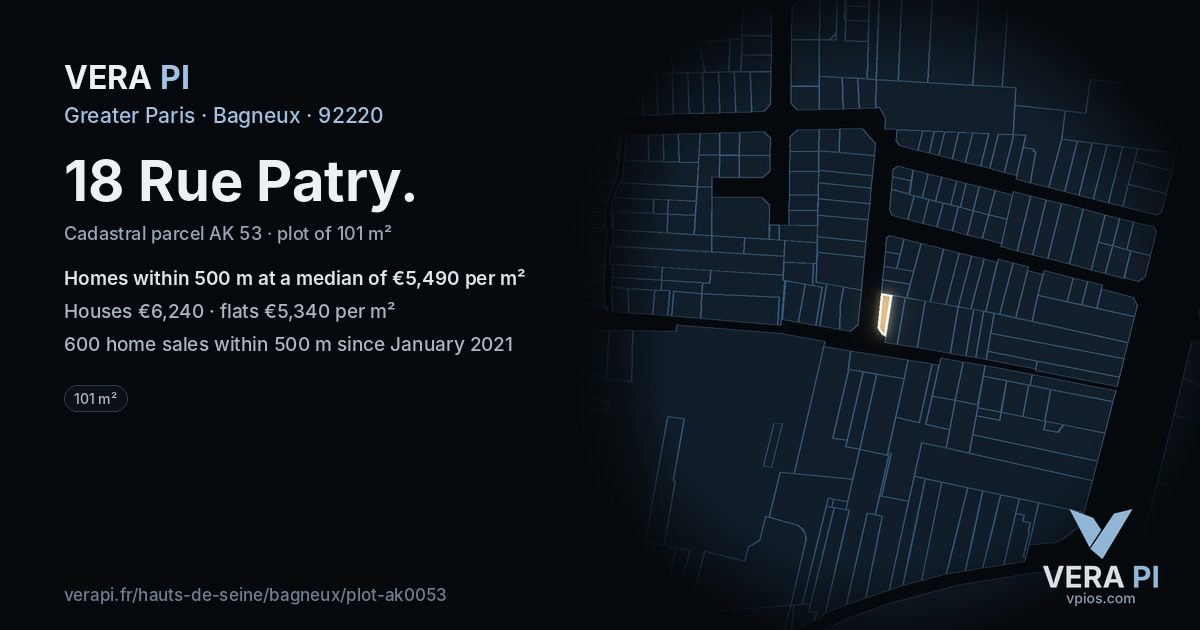 18 Rue Patry, Bagneux at night – the plot lit, the parcels around coloured by the prices near them