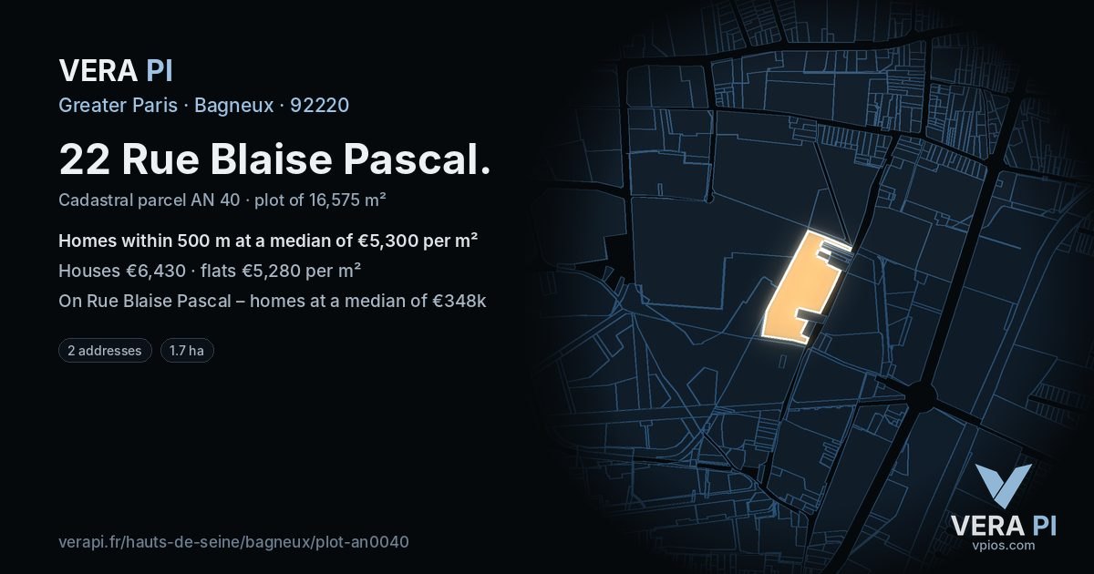 22 Rue Blaise Pascal, Bagneux at night – the plot lit, the parcels around coloured by the prices near them