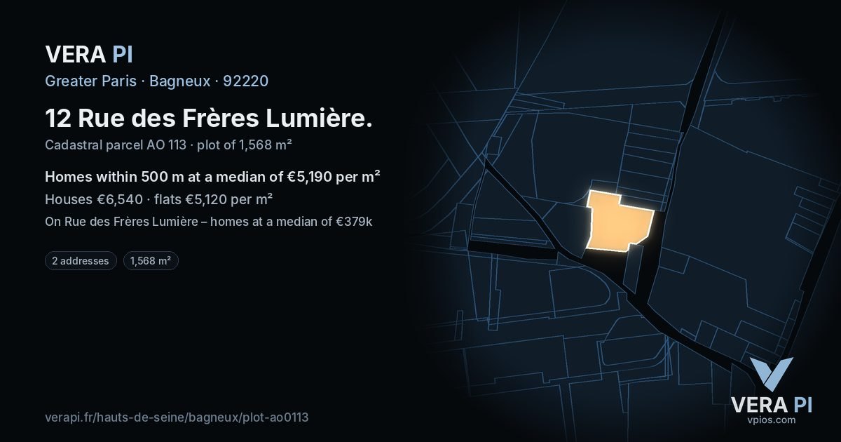 12 Rue des Frères Lumière, Bagneux at night – the plot lit, the parcels around coloured by the prices near them