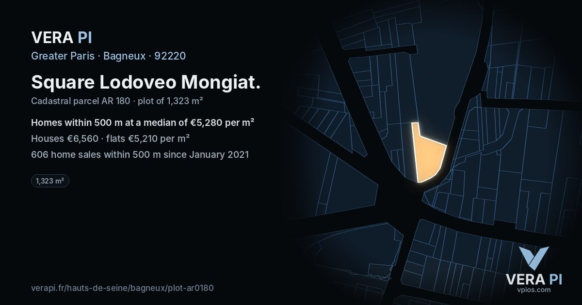 Square Lodoveo Mongiat, Bagneux at night – the plot lit, the parcels around coloured by the prices near them