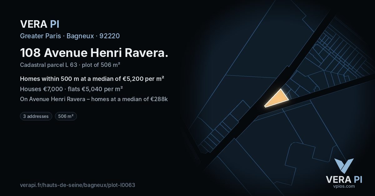 108 Avenue Henri Ravera, Bagneux at night – the plot lit, the parcels around coloured by the prices near them
