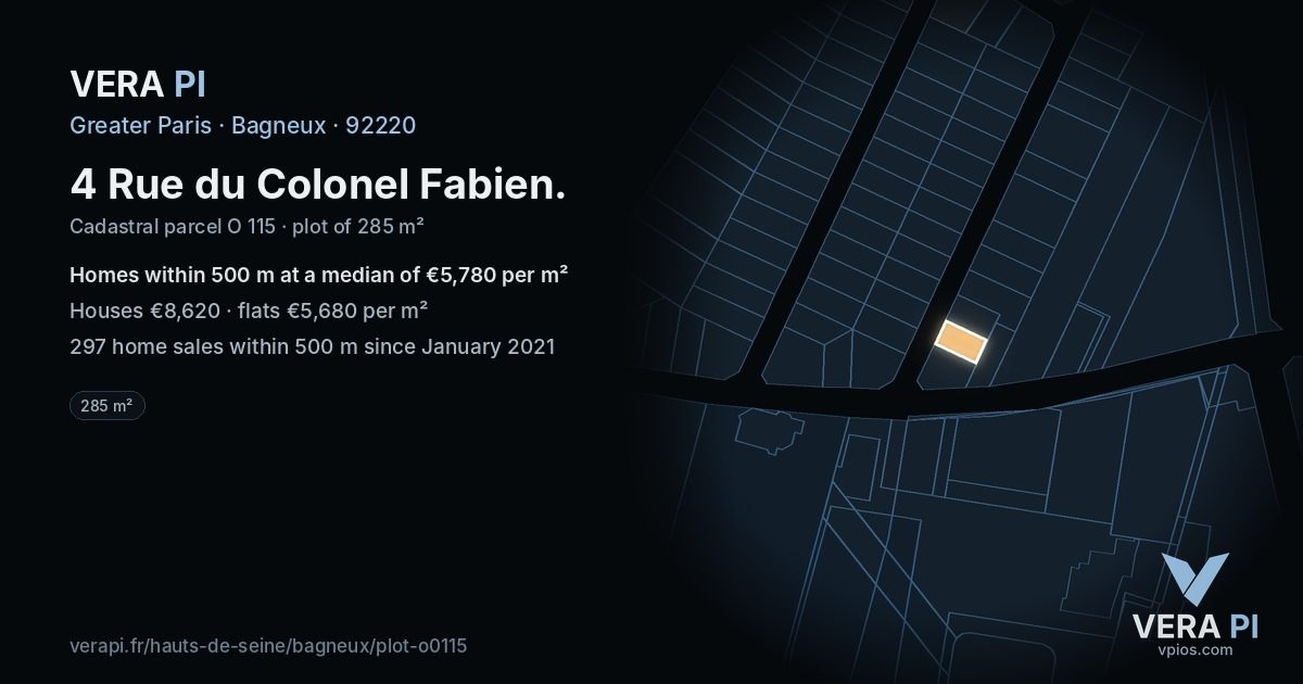 4 Rue du Colonel Fabien, Bagneux at night – the plot lit, the parcels around coloured by the prices near them