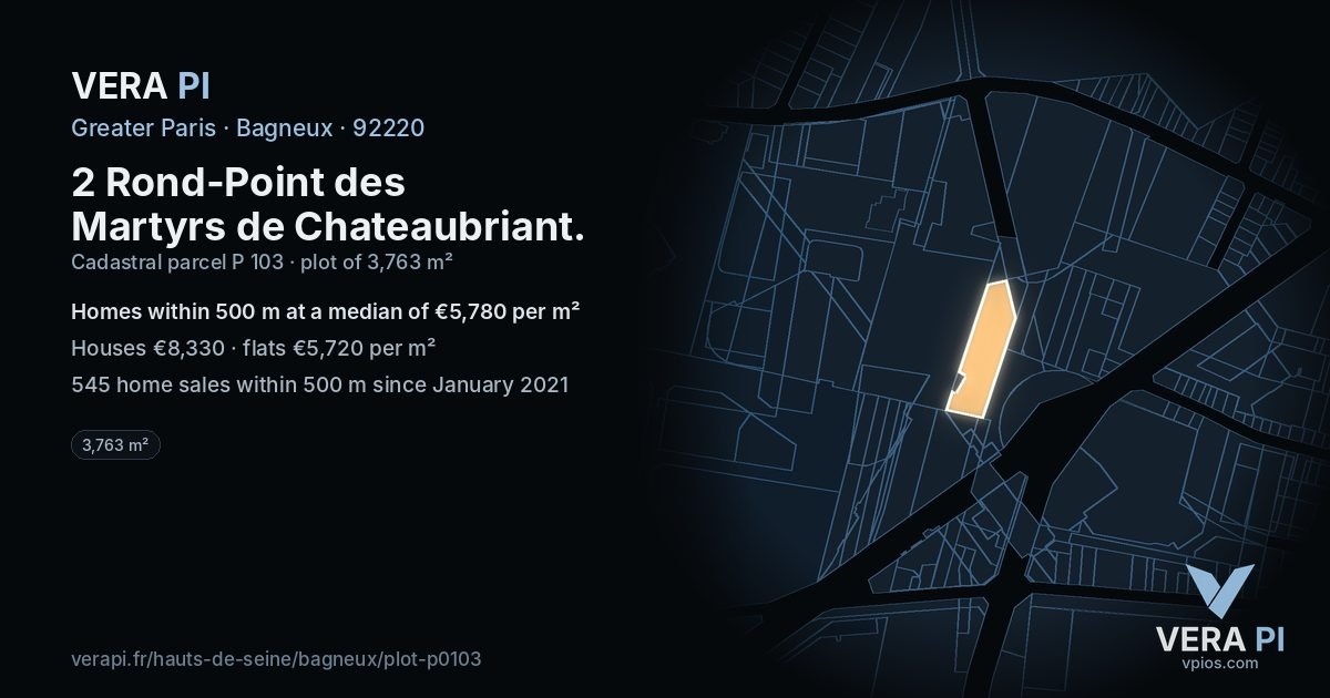 2 Rond-Point des Martyrs de Chateaubriant, Bagneux at night – the plot lit, the parcels around coloured by the prices near them