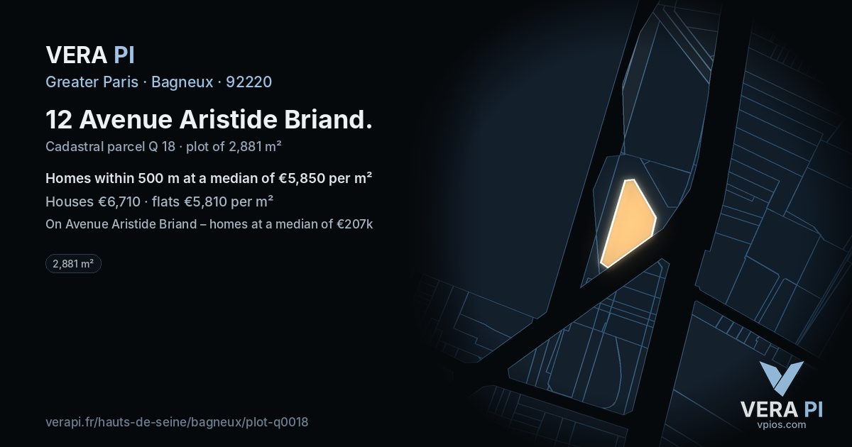 12 Avenue Aristide Briand, Bagneux at night – the plot lit, the parcels around coloured by the prices near them