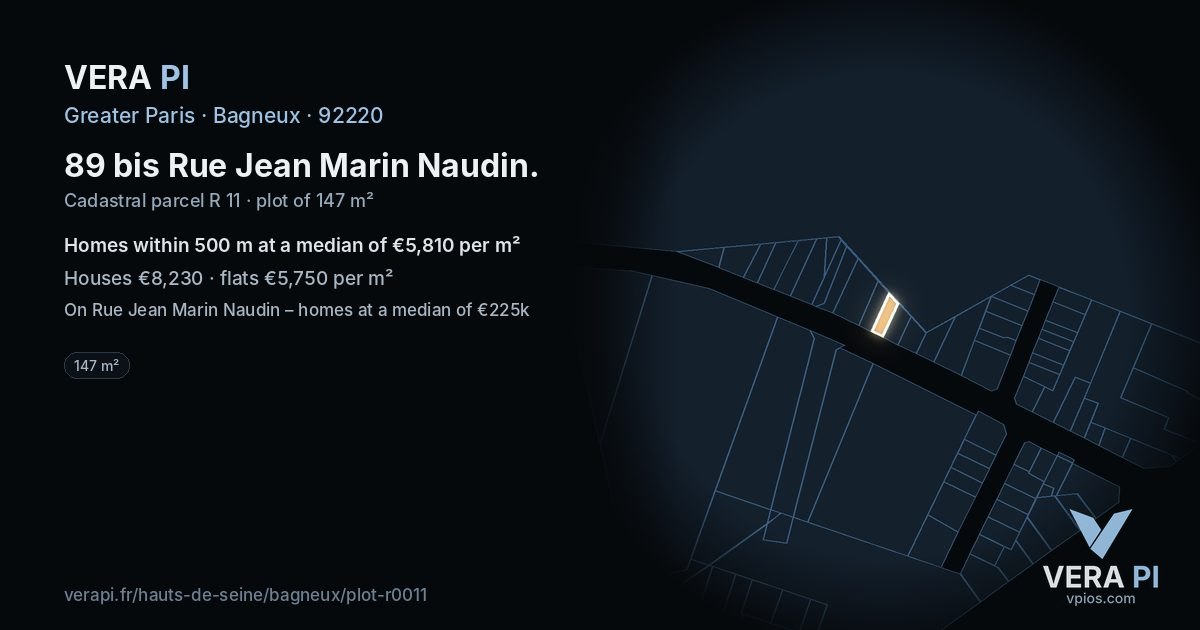 89 bis Rue Jean Marin Naudin, Bagneux at night – the plot lit, the parcels around coloured by the prices near them