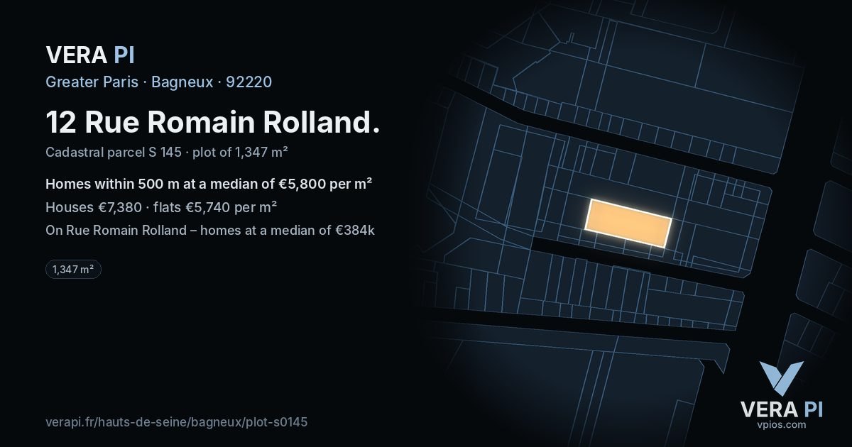 12 Rue Romain Rolland, Bagneux at night – the plot lit, the parcels around coloured by the prices near them